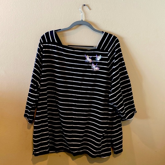Ava & Viv Shirt 3XL Plus Size Black & White Striped Bird Detail w/ Sequins - Picture 1 of 6